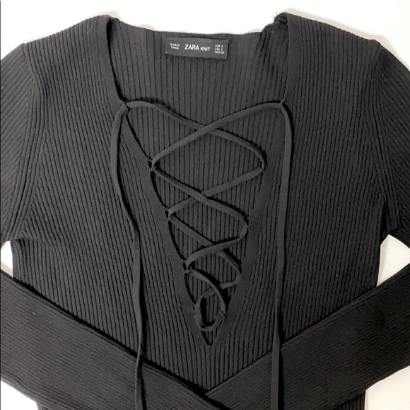 Zara Criss cross knit - Picture 1 of 4